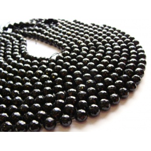 Onyx, 8 mm