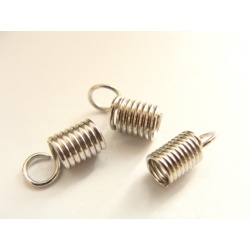 pružinka, barva platina, průměr 4 mm, délka 5 mm