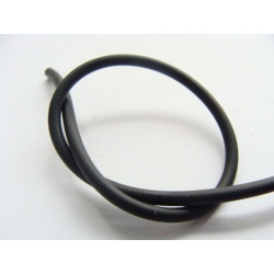 kaučuková gumička, barva černá, 1,5 mm